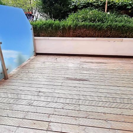 Your Riverside Home 2 With Private Balcony London Exterior foto