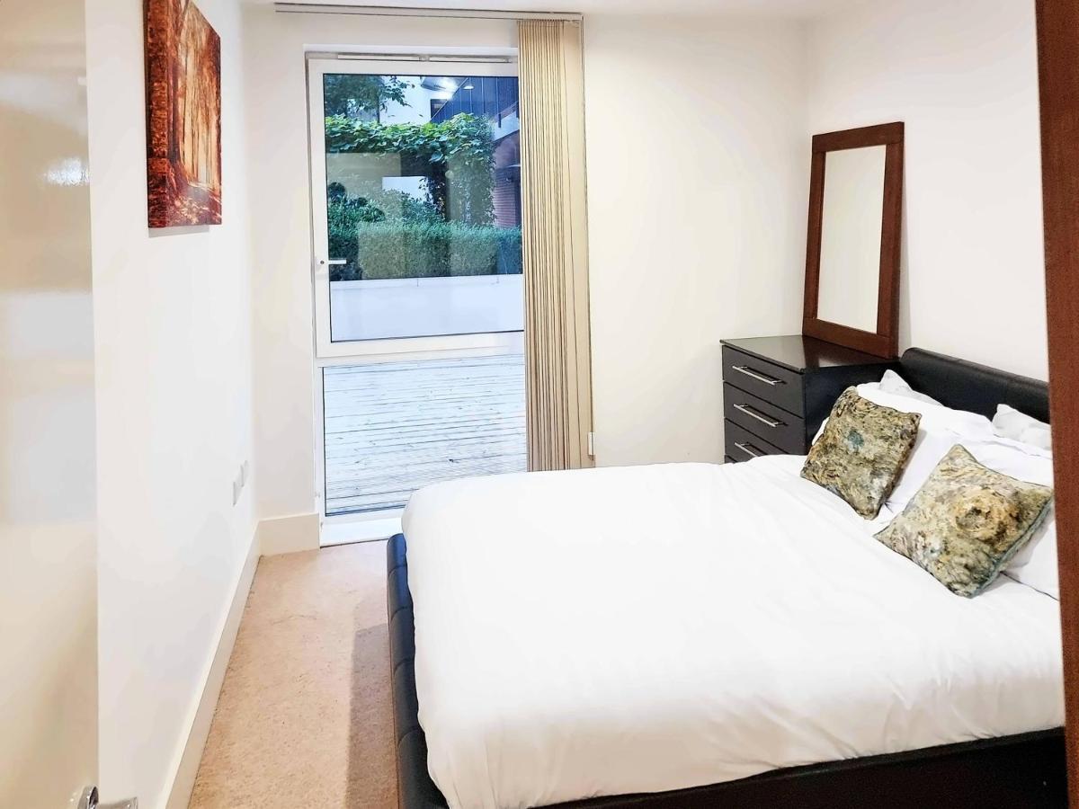 Your Riverside Home 2 With Private Balcony London Exterior foto